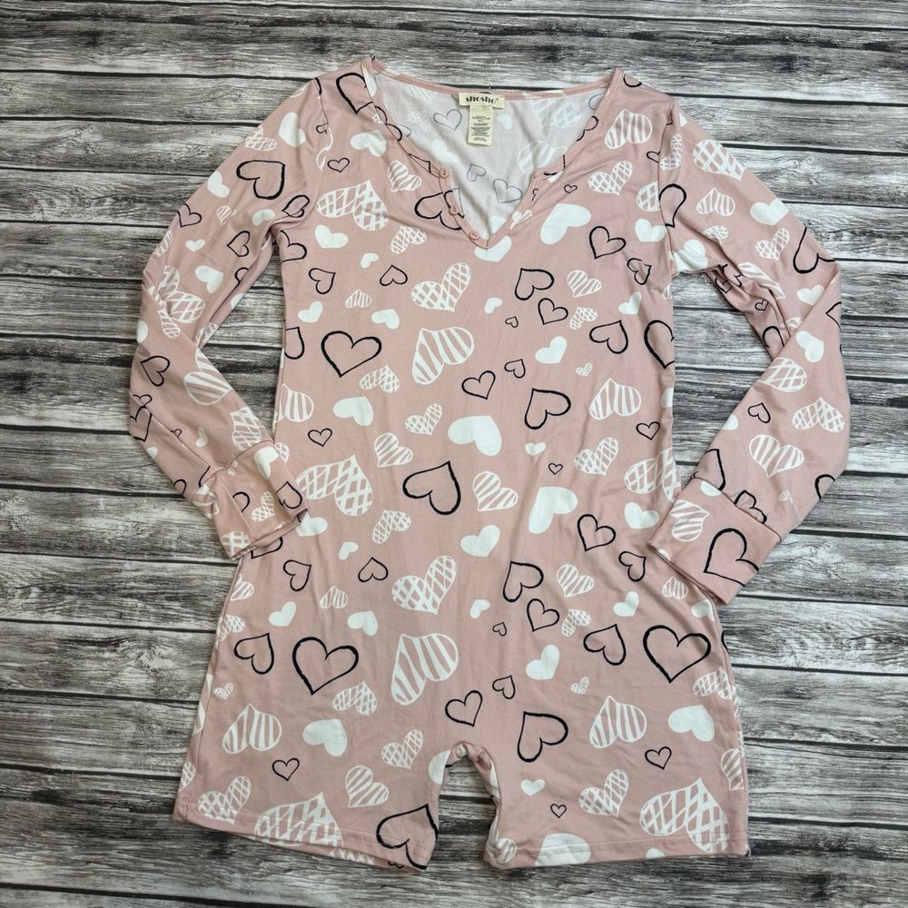 Shosho Women's Heart Print Loungewear Romper L Pink White Black Hearts PJs